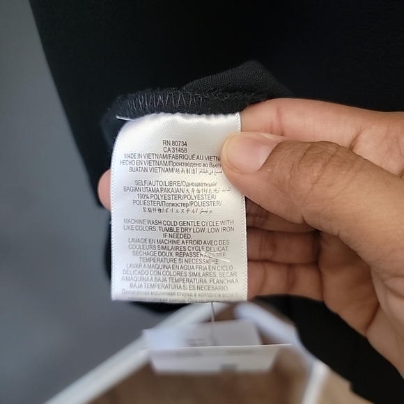 BCBGeneration Black Shift Dress Keyhole Back Lagenlook Quality Size Large - Picture 5 of 6